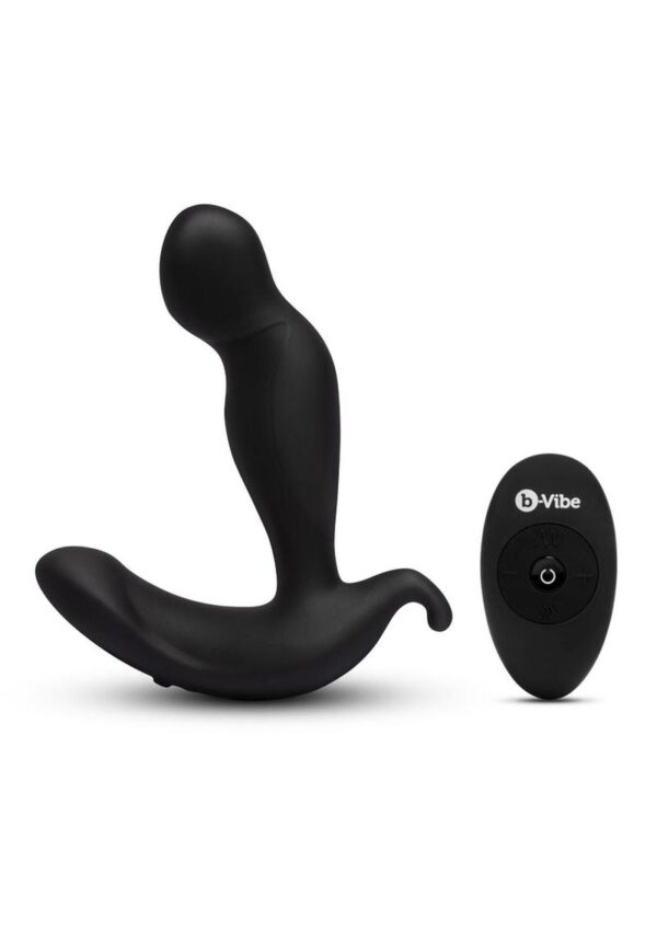 B-Vibe 360 Plug Rechargeable Silicone Rotating and Vibrating with Remote Anal Plug - Black