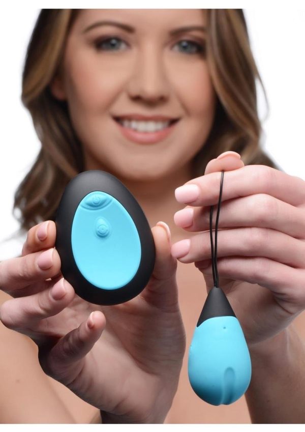 Bang! 10X Rechargeable Silicone Vibrating Egg with Remote Control - Blue