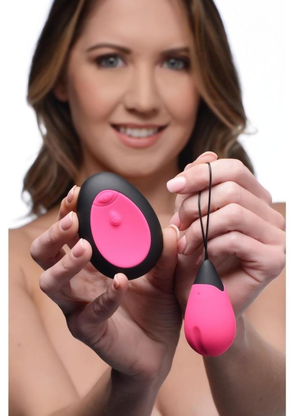 Bang! 10X Rechargeable Silicone Vibrating Egg with Remote Control - Pink