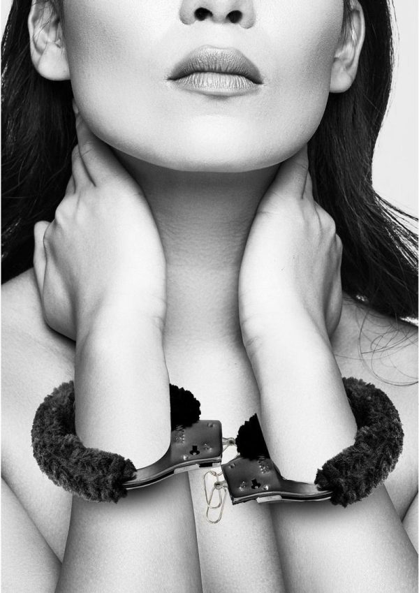 Ouch! Beginner`s Furry Hand Cuffs with Quick Release Button - Black