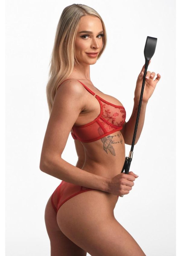Master Series Stallion Riding Crop 24in - Black